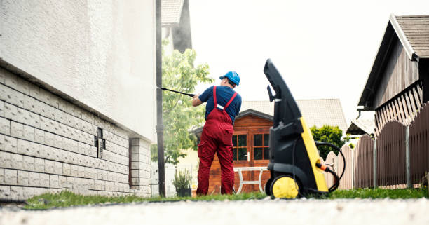 Best Pool Deck Cleaning  in Elgin, MN